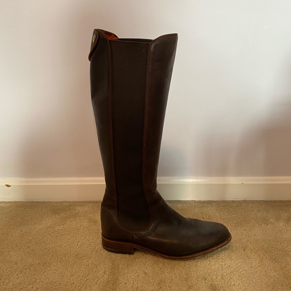 Frye Melissa Buffon Back Zip Boot Dark Brown (10)